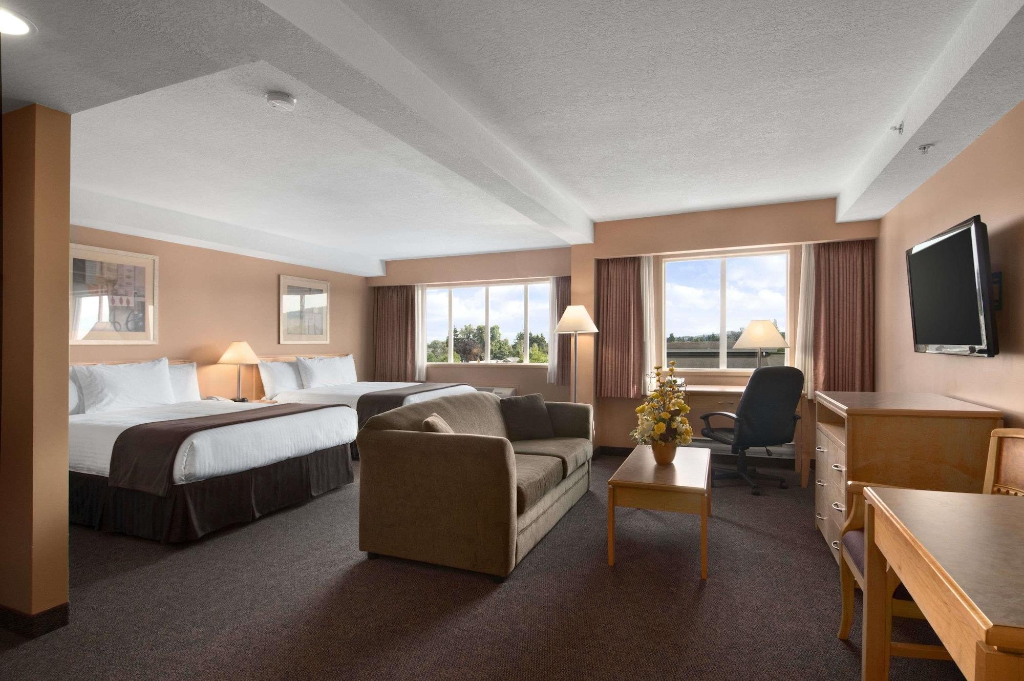 Days Inn By Wyndham Victoria Airport Sidney Extérieur photo